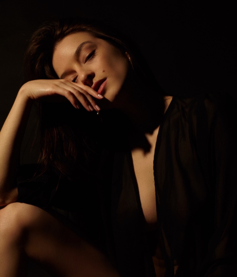 Female model photo shoot of Arina Ostrovskaya