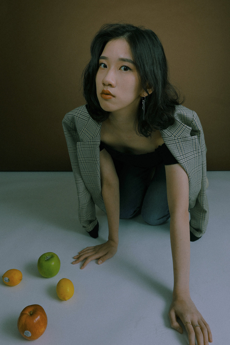 Female model photo shoot of Rebecca Liu