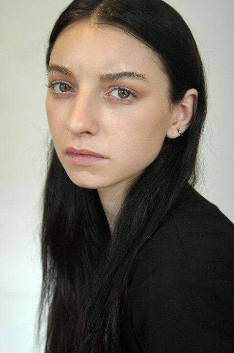 Female model photo shoot of Jess Lossner