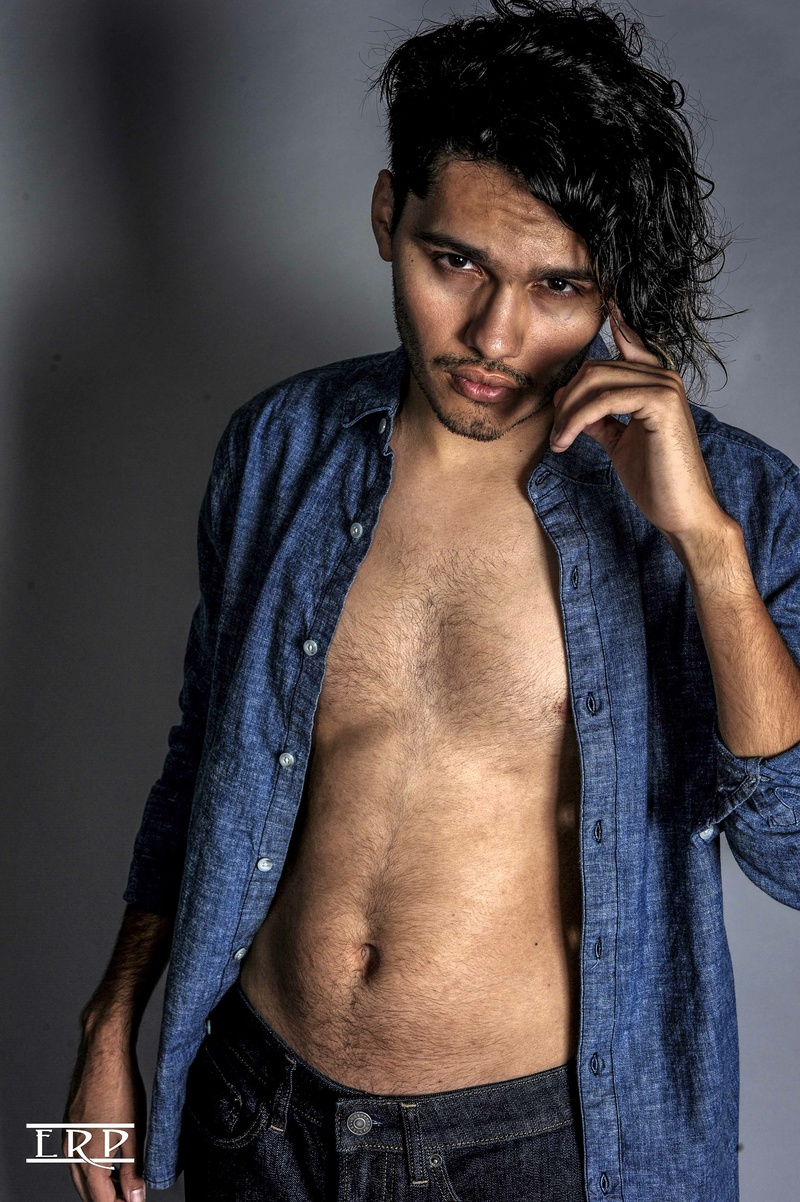 Male model photo shoot of paulrvelazquez