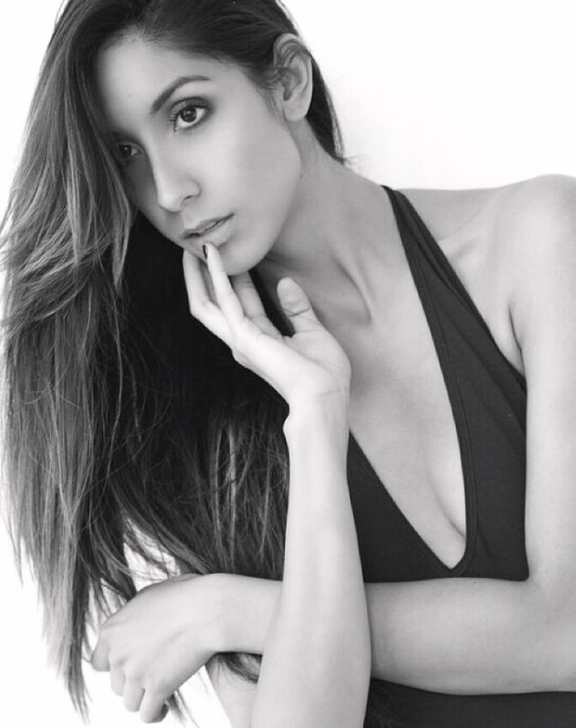 Female model photo shoot of Aurora Martinez