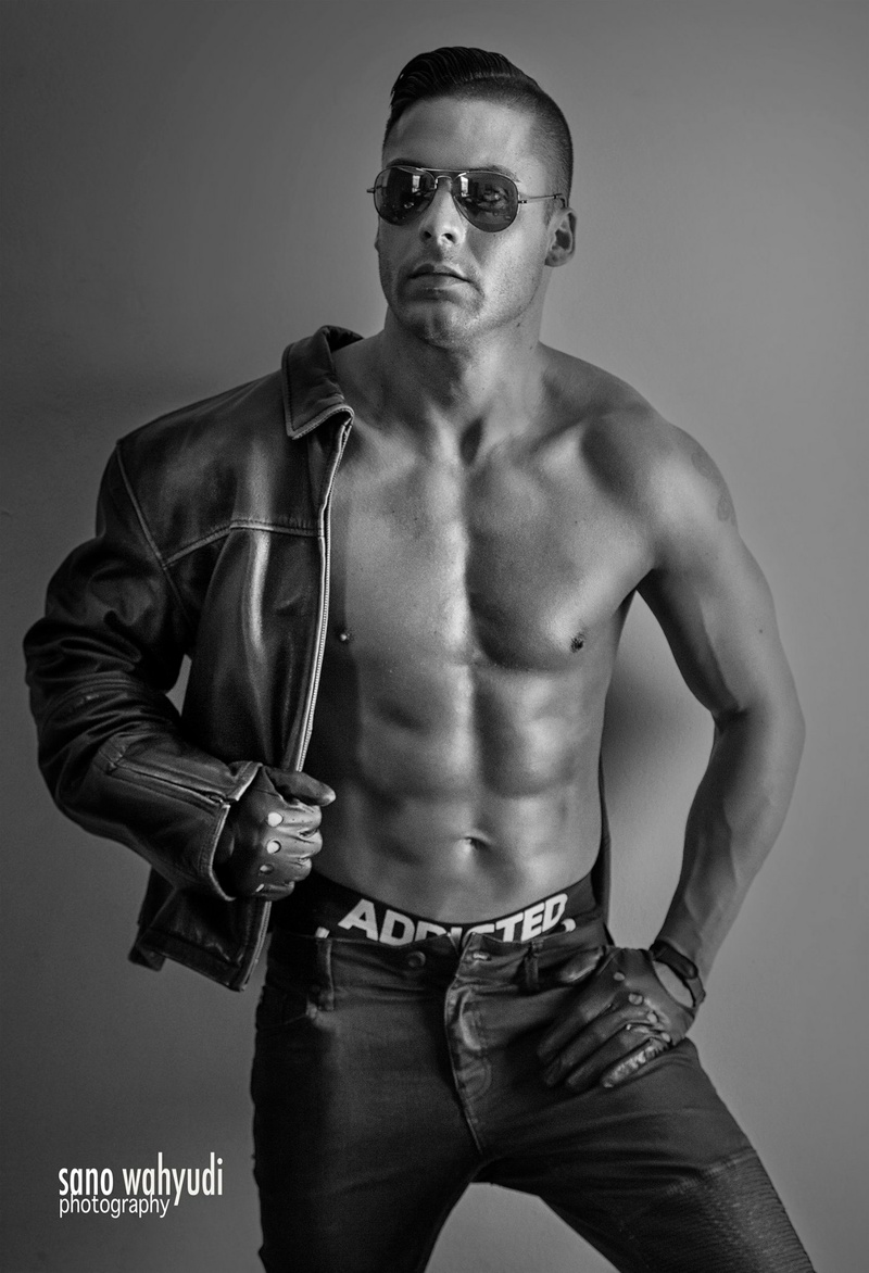 Male model photo shoot of SanoWahyudi Photography in The Netherlands