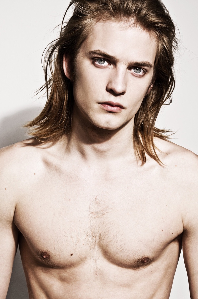 Male model photo shoot of ChristofferHard