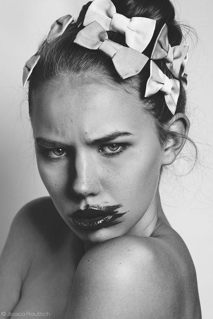 Female model photo shoot of Jessica Prautzsch