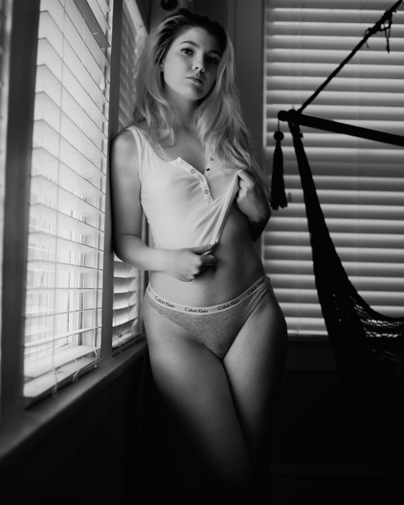 Female model photo shoot of Veronica LeBlanc