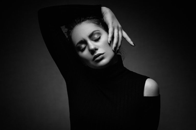 Female model photo shoot of Margaux Verissimo