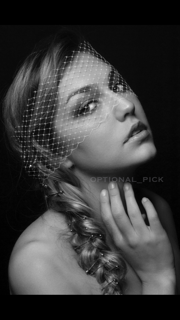 Female model photo shoot of Kaylee Docken