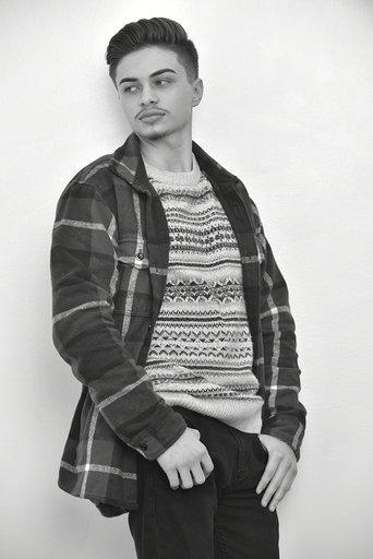 Male model photo shoot of Max B in John Casablancas