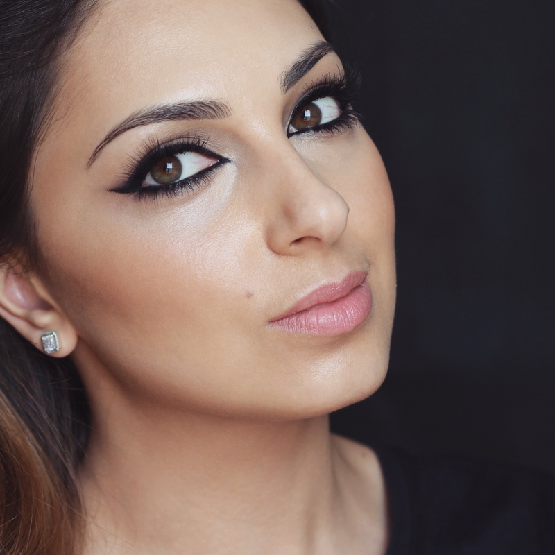 Female model photo shoot of Nadia Alzayat