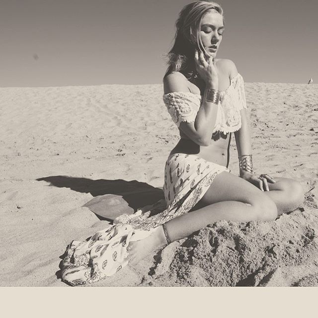 Female model photo shoot of Ryann Love in Santa Monica/Venice Beach