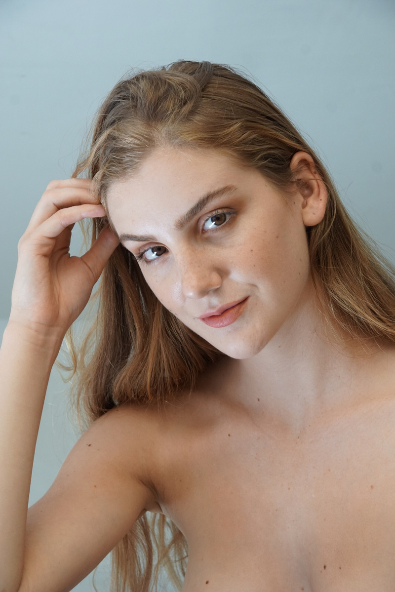 Female model photo shoot of Becca Ann model
