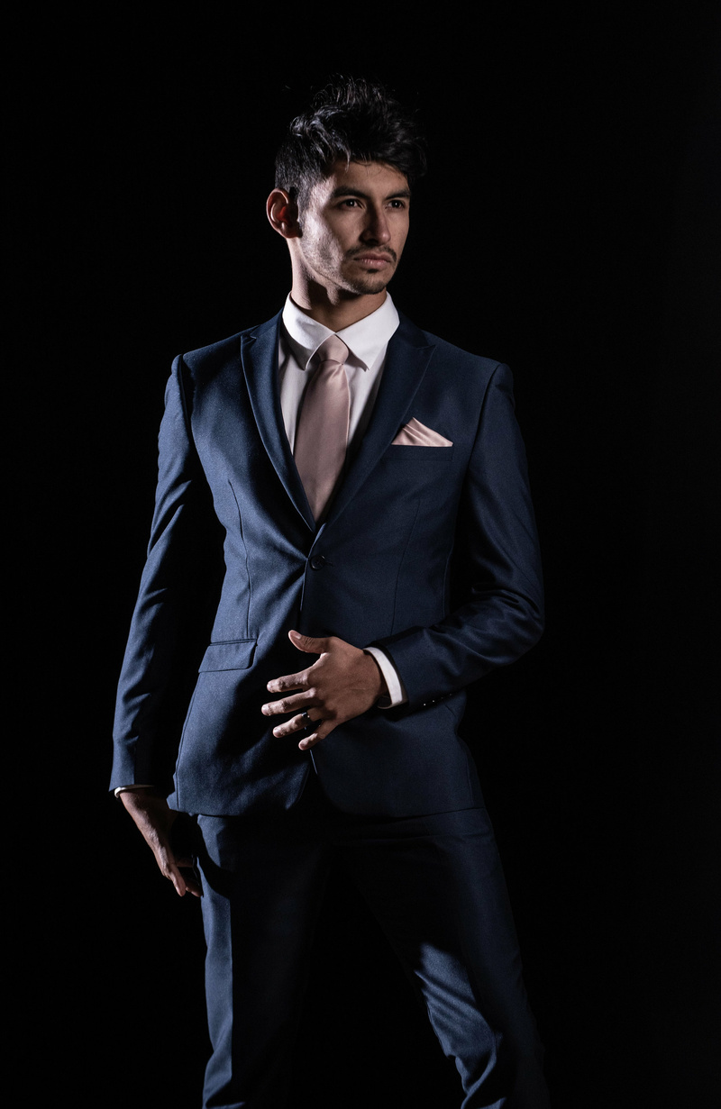 Male model photo shoot of Sergio Arellano