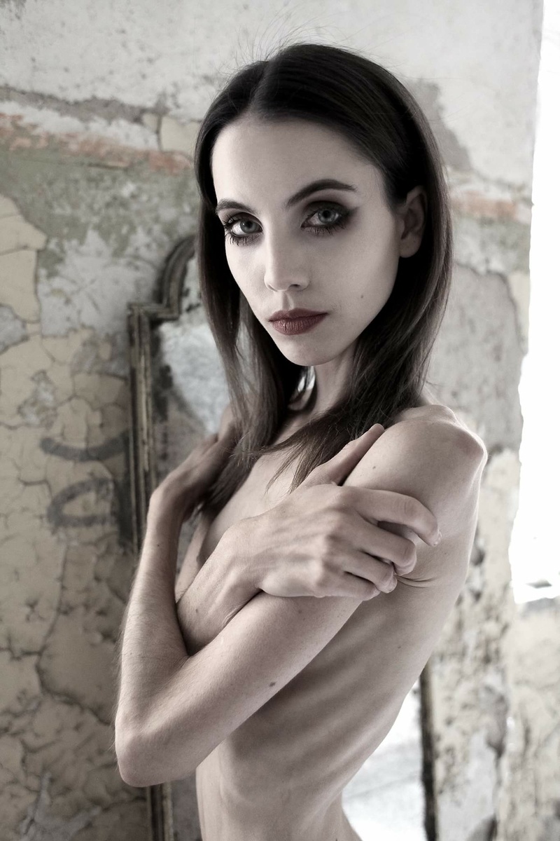 Female model photo shoot of Wilkomira