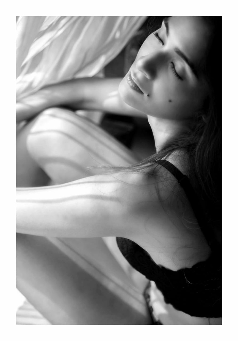 Female model photo shoot of Ziima Barbora