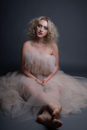 Female model photo shoot of Caitlin Grace_Aus by Kajal Krishna, makeup by RCHL MUA