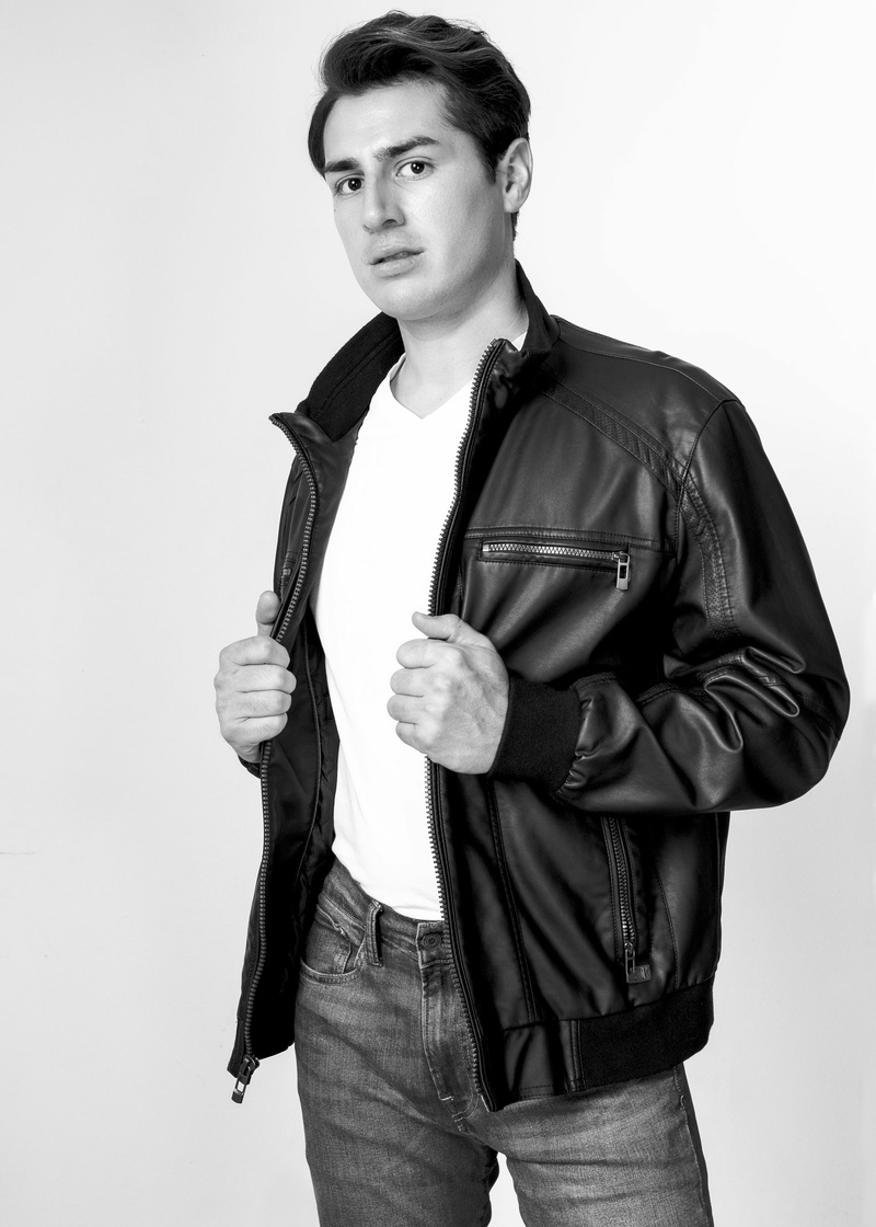 Male model photo shoot of Alex Ivey