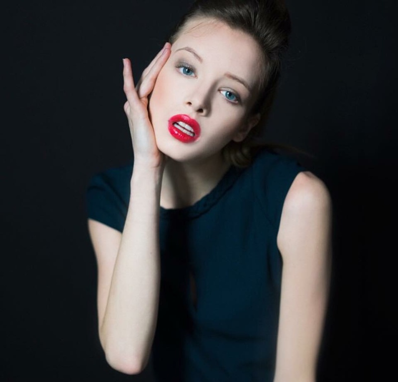 Female model photo shoot of Quistian Beauty