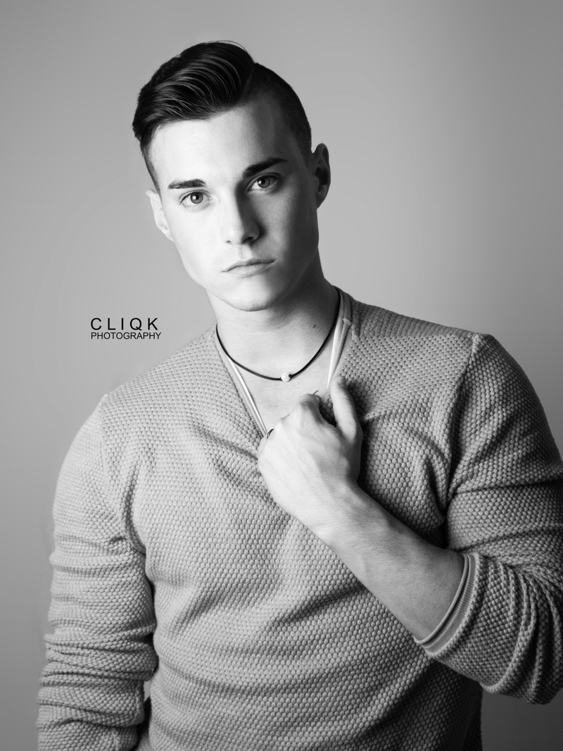 Male model photo shoot of CLIQK
