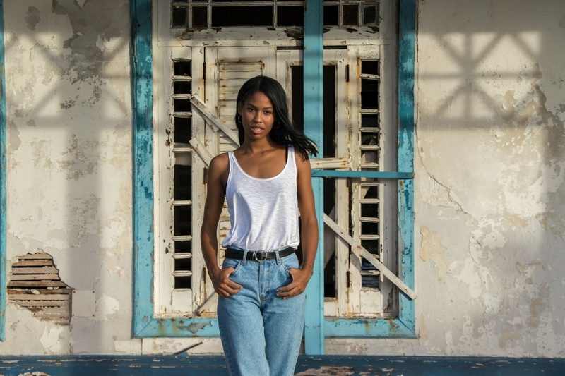 Female model photo shoot of GlendaHZ in Varadero
