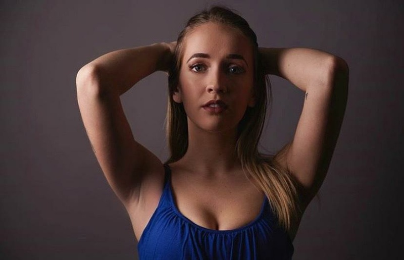 Female model photo shoot of Destinystarr