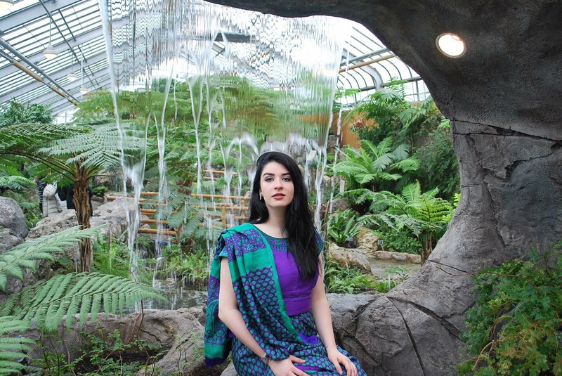 Female model photo shoot of Luna Lushhh in Botanical Gardens
