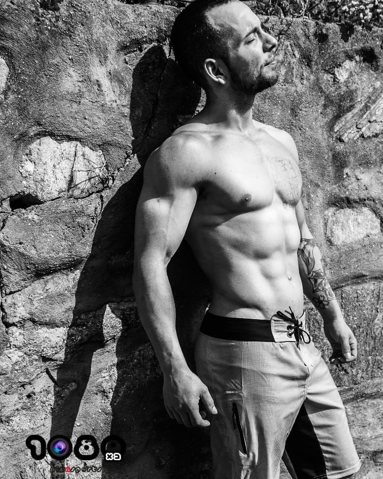 Male model photo shoot of poeira81