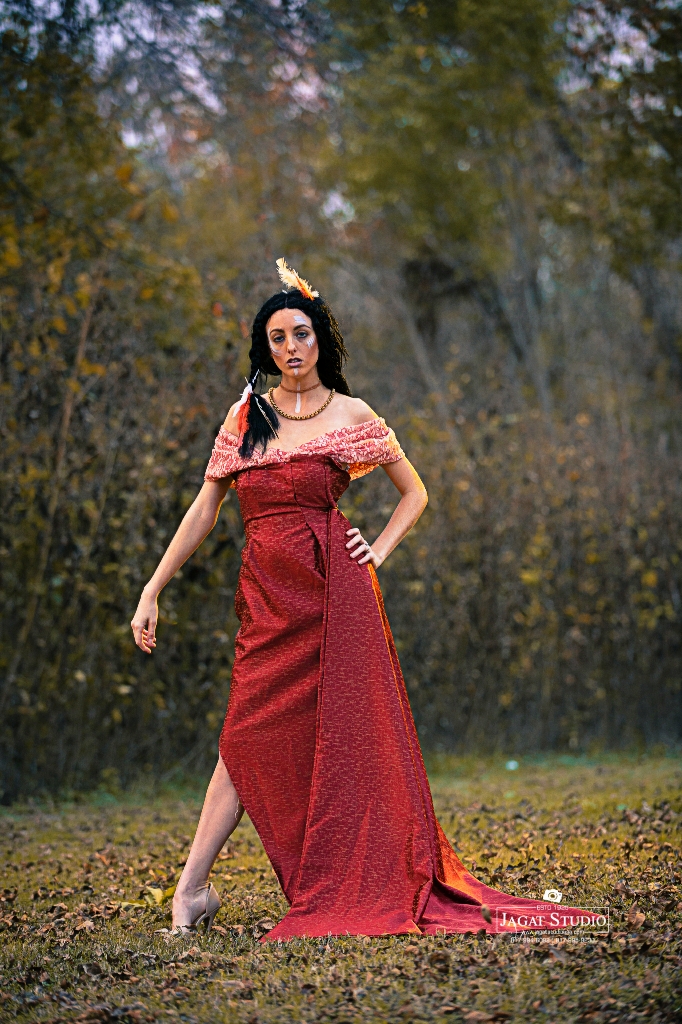 Female model photo shoot of Arieldreeves