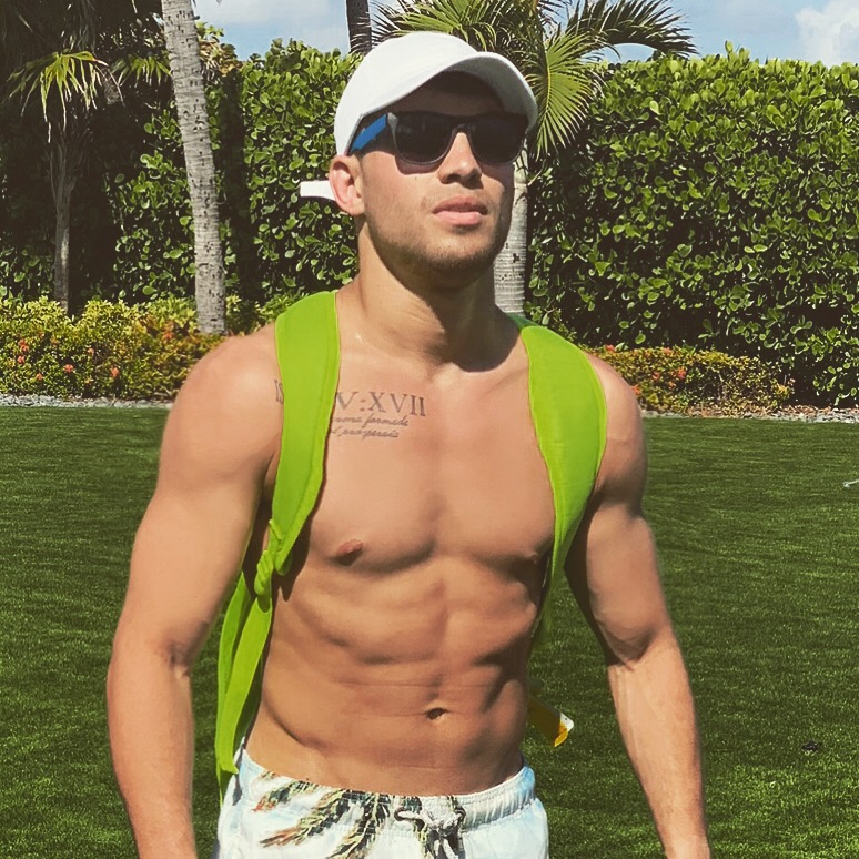 Male model photo shoot of Justin Urban in Miami Beach