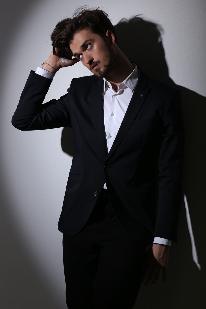 Male model photo shoot of hristianpeev