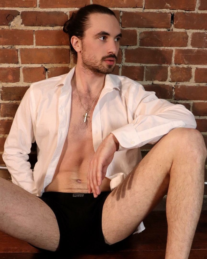 Male model photo shoot of Marlon Paris