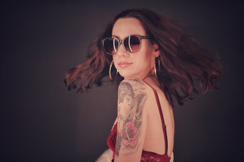 Female model photo shoot of Dimi Rose by P Barranco Fluid Films