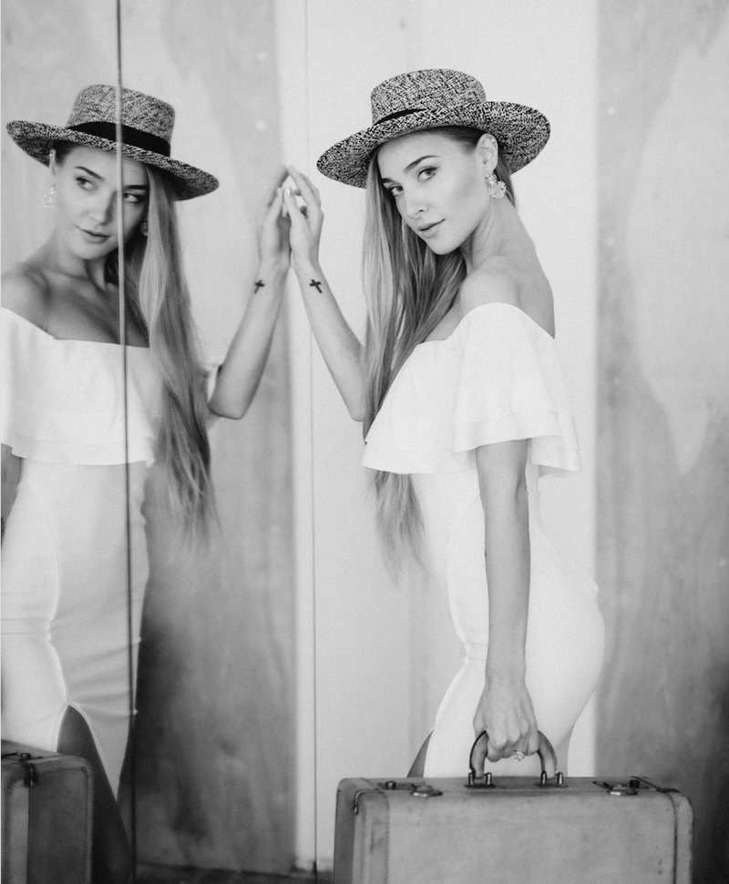 Female model photo shoot of Anastasiia Kar