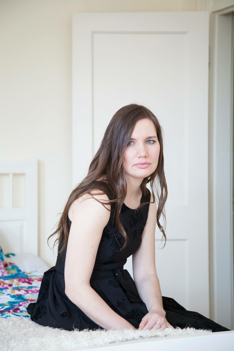 Female model photo shoot of Anna Kras