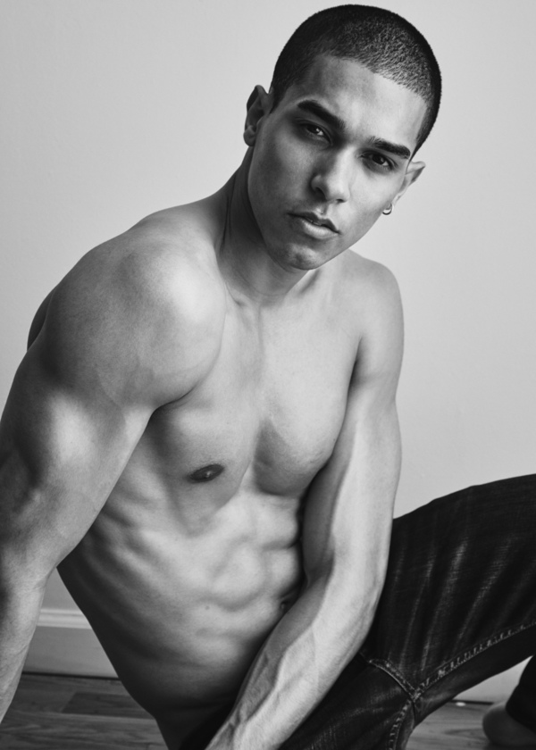 Male model photo shoot of Andres Robles