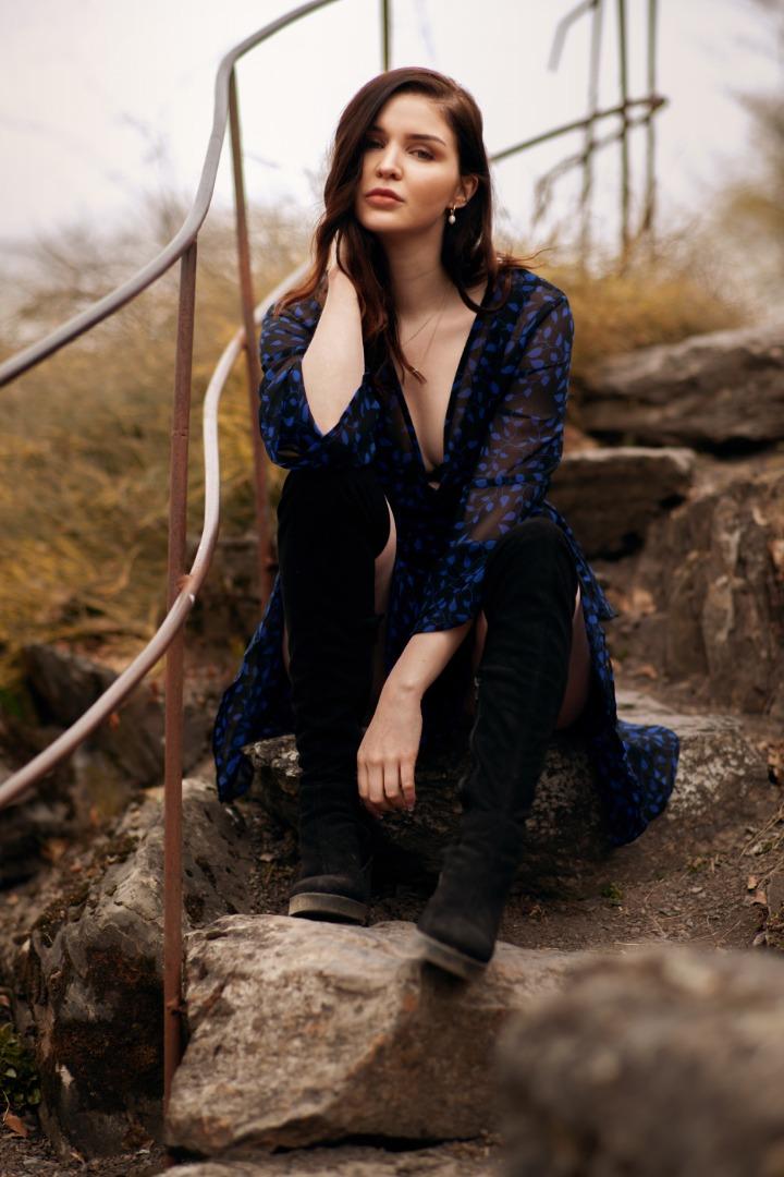 Female model photo shoot of Maria Hagen