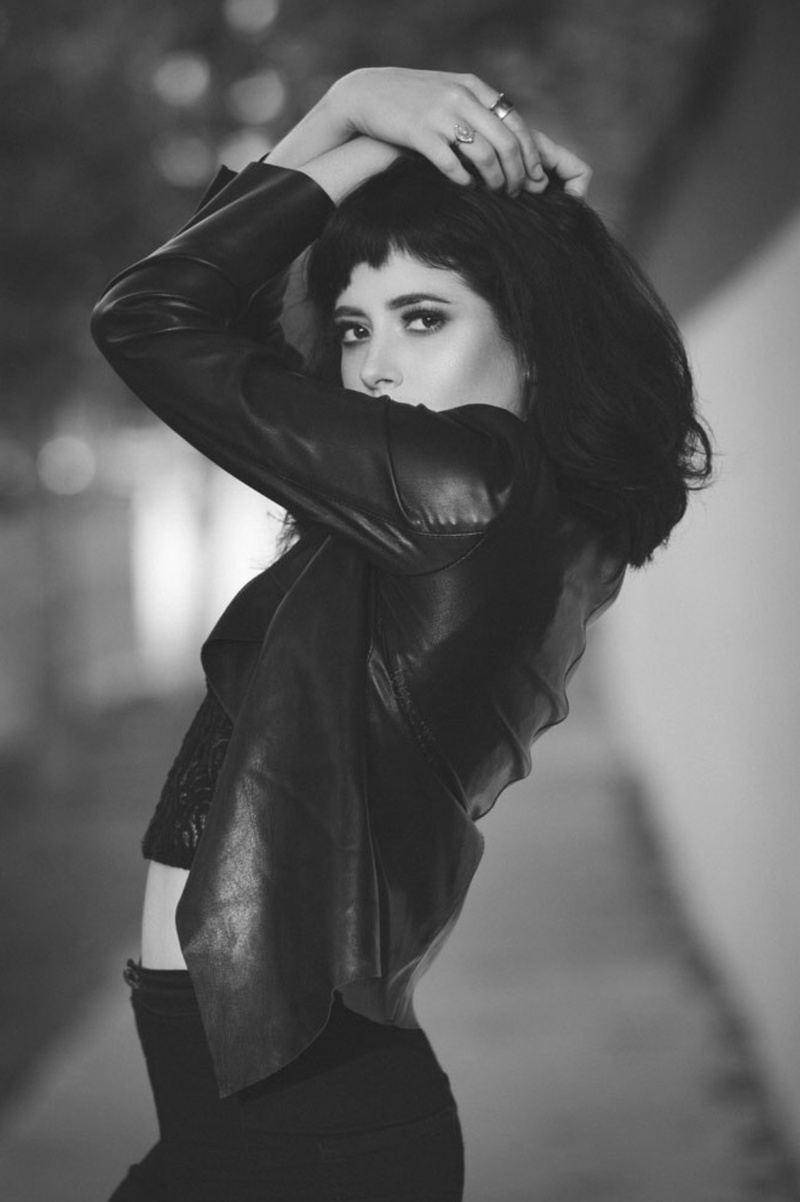 Female model photo shoot of Blackberry_bella