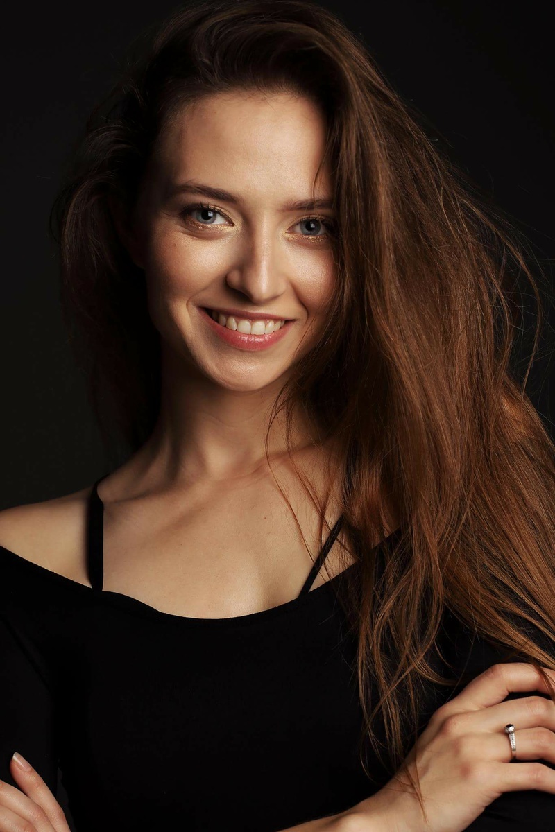 Female model photo shoot of mila_shok