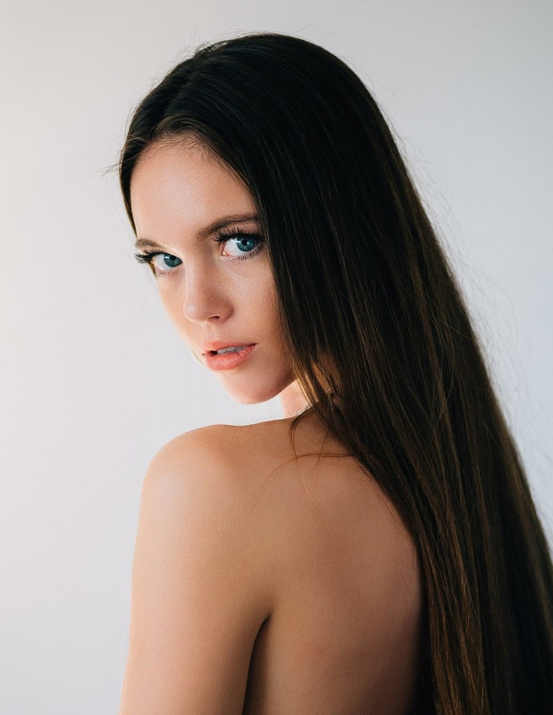 Female model photo shoot of lindseyk_