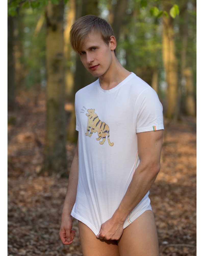 Male model photo shoot of finnxhhx
