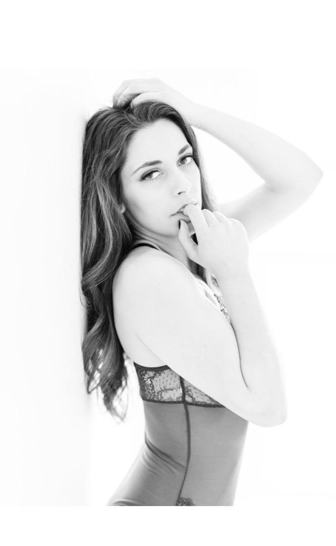 Female model photo shoot of BritneySweis