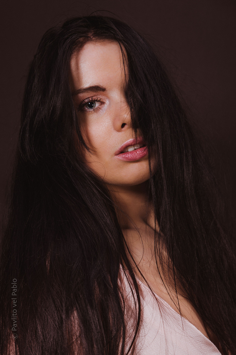 Female model photo shoot of Monia