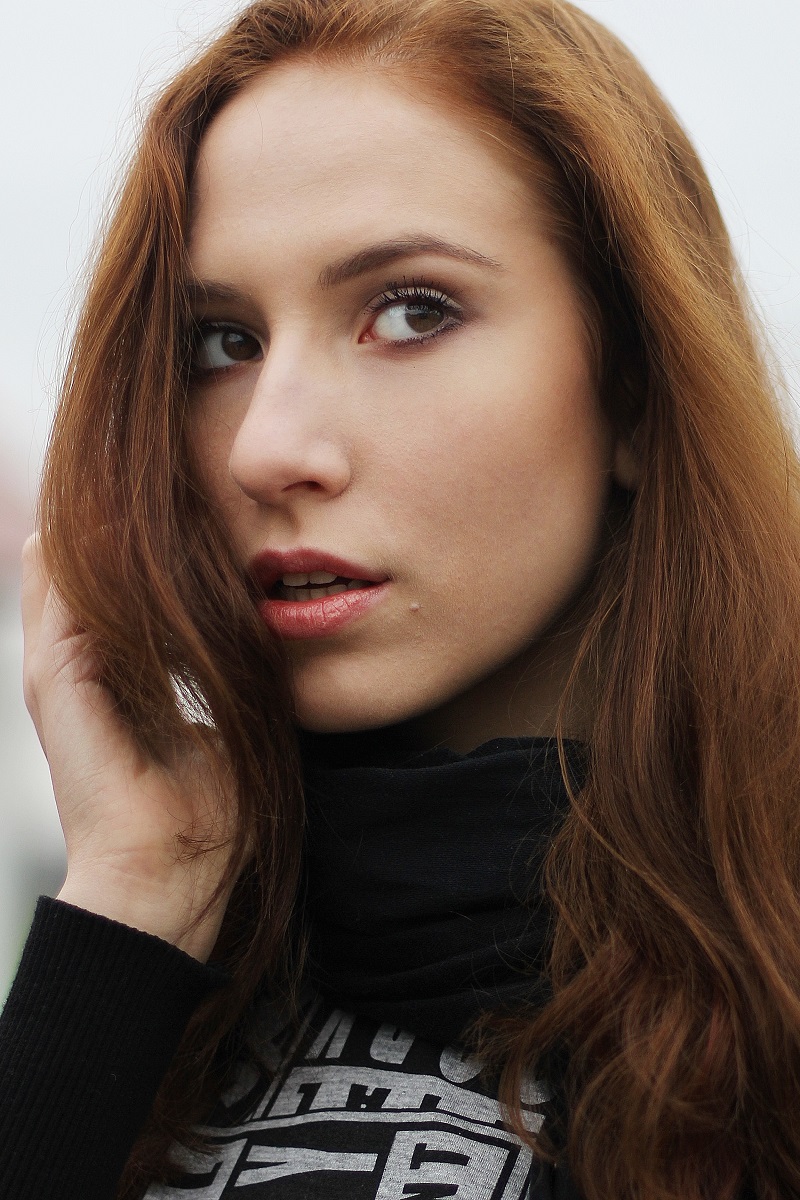 Female model photo shoot of Ola_Ci
