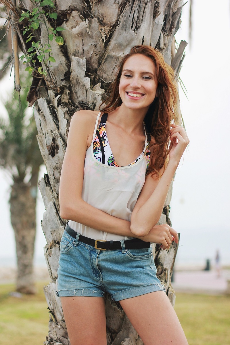 Female model photo shoot of Ola_Ci in Malaga, Spain