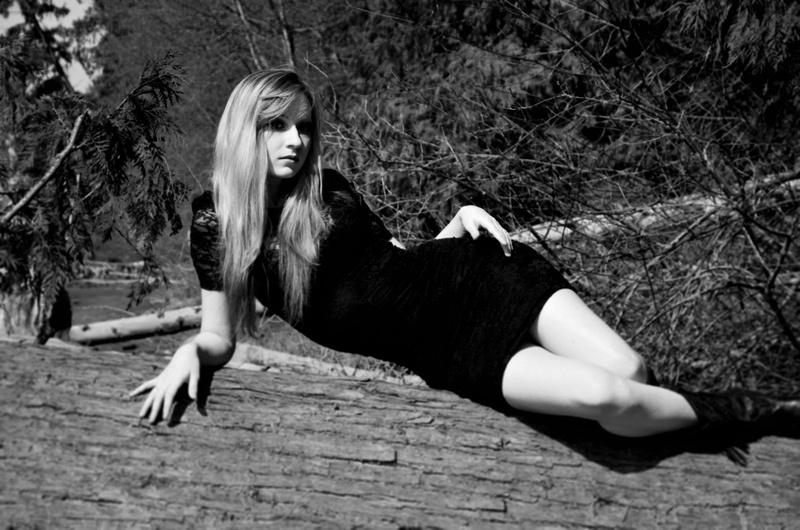 Female model photo shoot of MysticMell