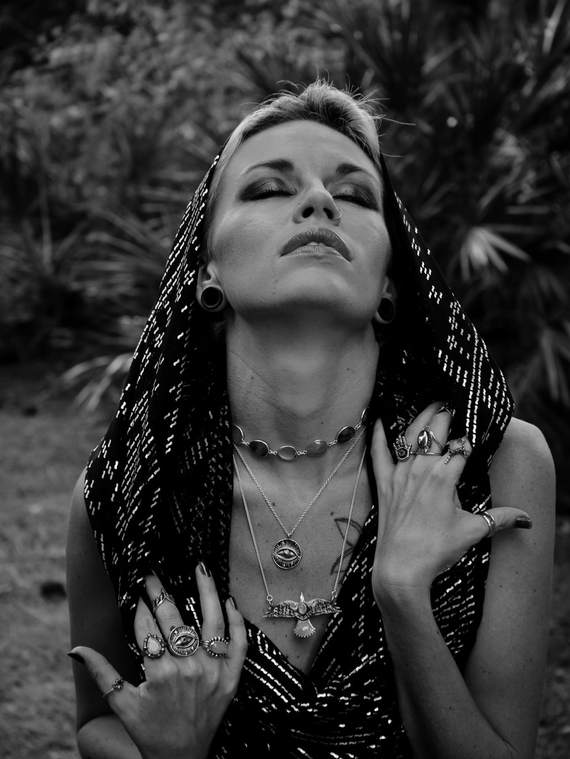 Female model photo shoot of alexandrastmartin in Seminole, Florida