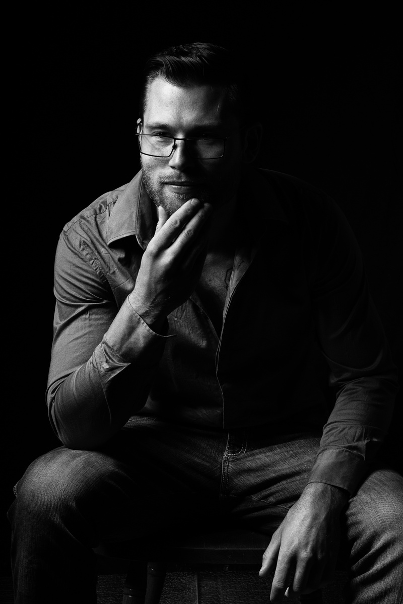 Male model photo shoot of Steve Beckmann