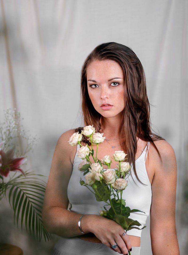Female model photo shoot of Kelly Klimek in Vancouver - Doaa Jamal