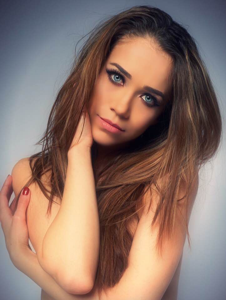 Female model photo shoot of  Maria Violeta