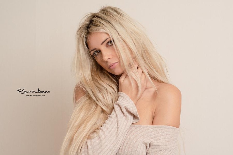 Female model photo shoot of Louisawxoxoxo