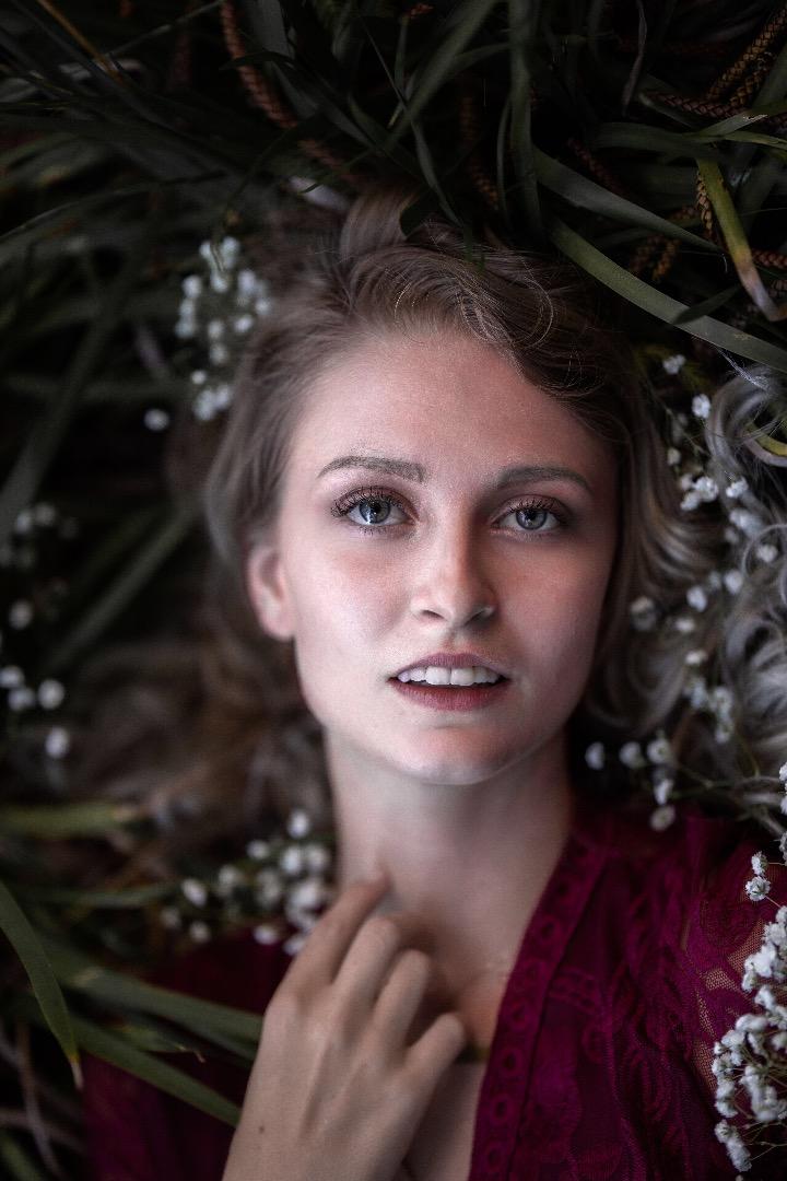Female model photo shoot of jordynturner12